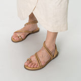 Ariana Strappy Toe Ring Sandals (Caramel)