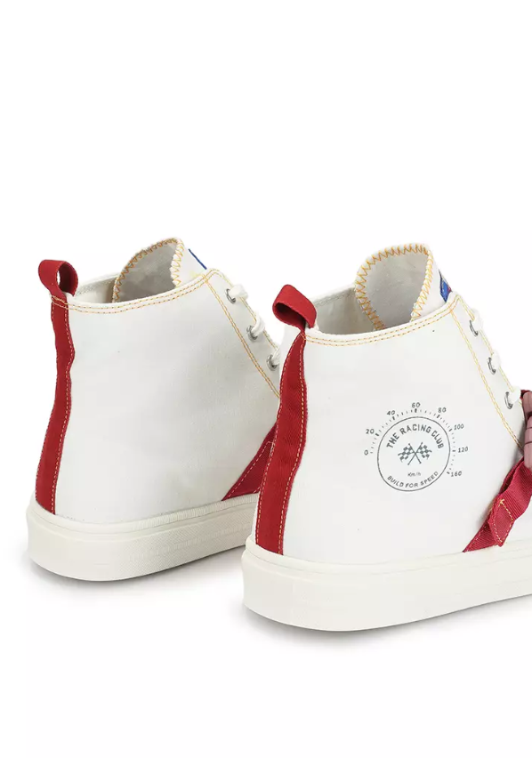 Tic Tac Toe Women Rounded Toe Sneakers (White)
