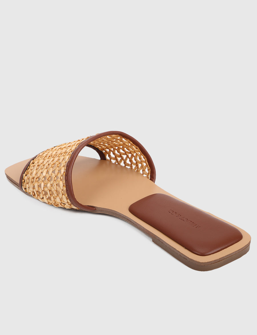 Kirsti Open Toe Sandals & Flip Flops (Russet)