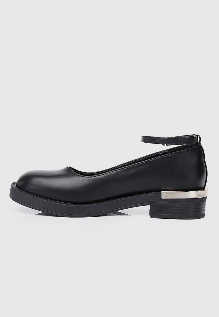 A Smiling Heart Ankle-Strap Flats & Ballerina (Black)