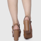 Poppy Platform Sandals (Brown)