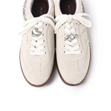 Velvia Round Toe Sneakers (Beige)