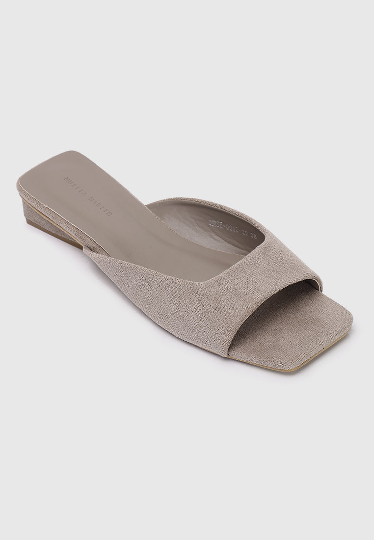 Hermione Slide Sandals (Almond)