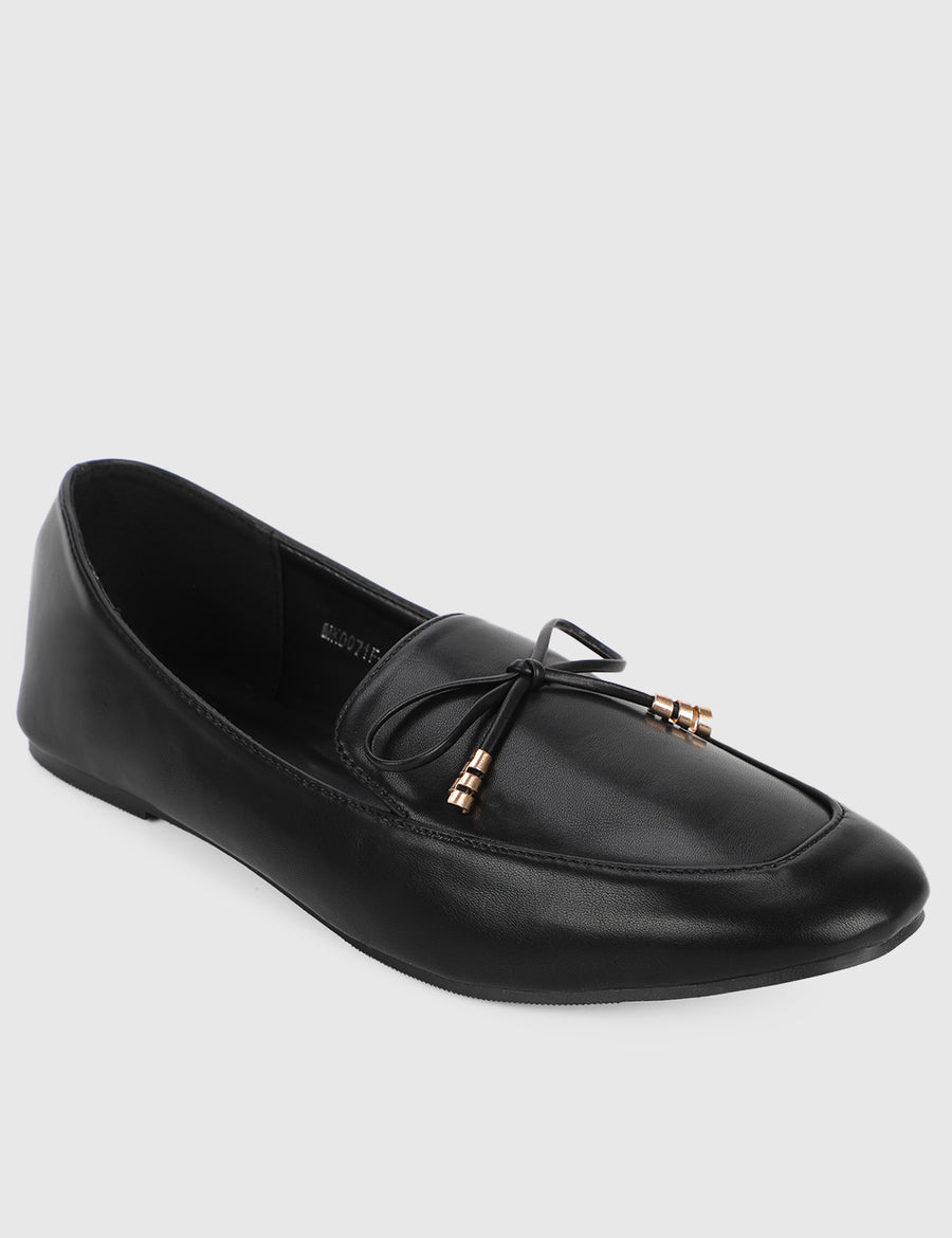 Enya Square Toe Loafers, Moccasins & Boat Shoes (Black)