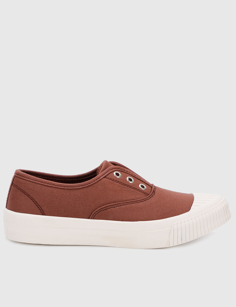 Tommie Rounded Toe Sneakers (Brunette)