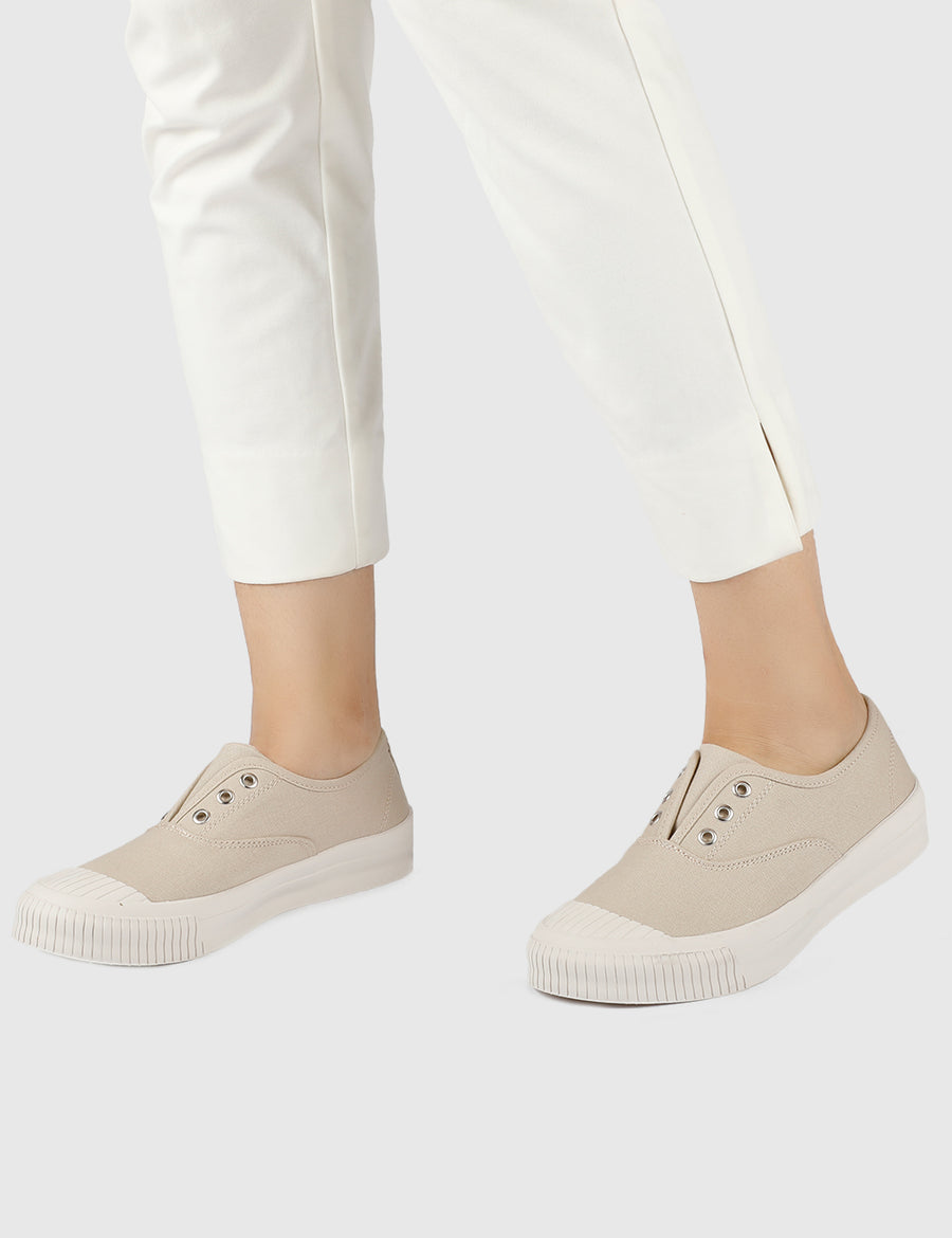 Tommie Rounded Toe Sneakers (Khaki)