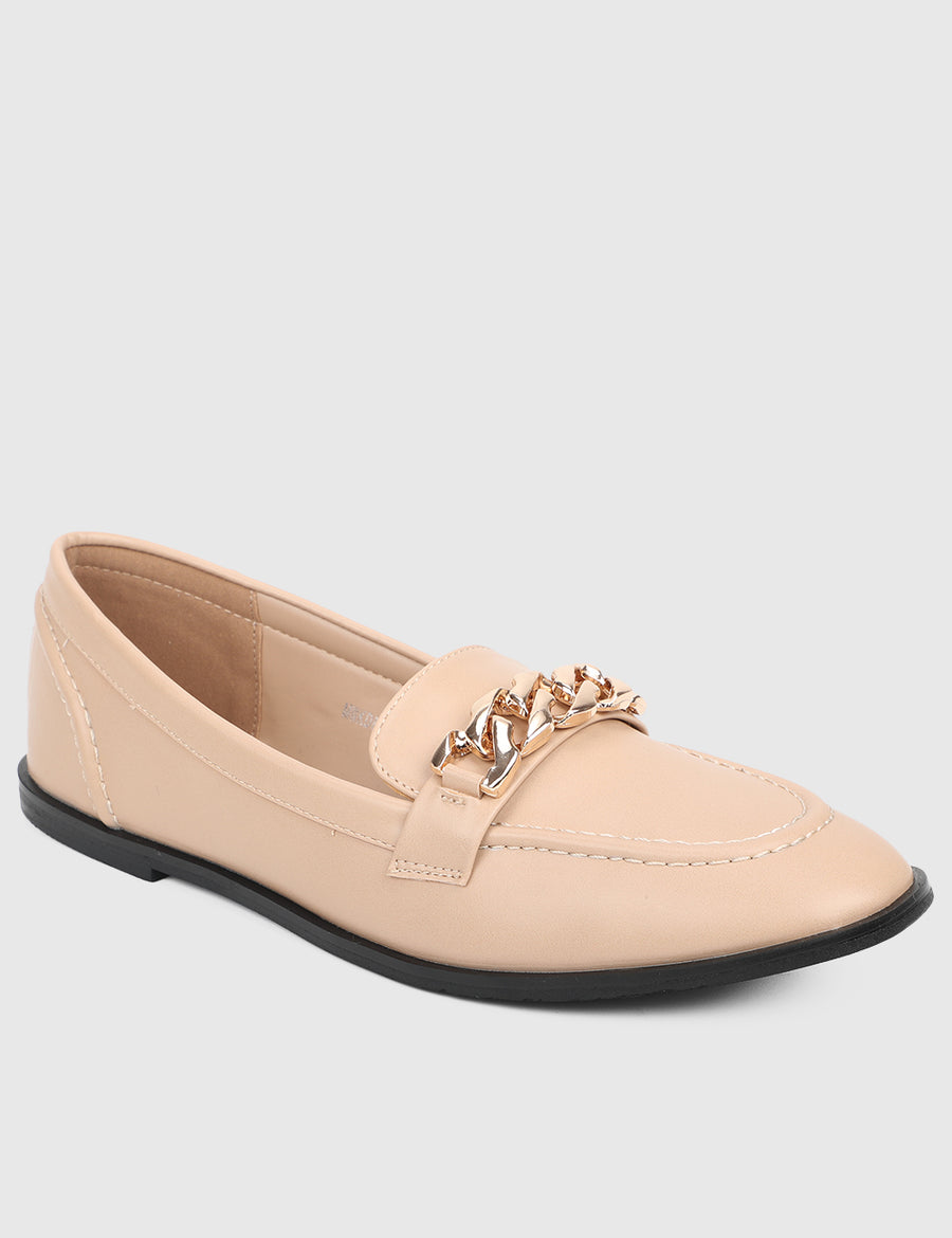 Moyna Rounded Toe Loafers, Moccasins & Boat Shoes (Nude)