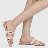 Disney Dumbo Wonders Above Open Toe Sandals & Flip Flops (Pink)