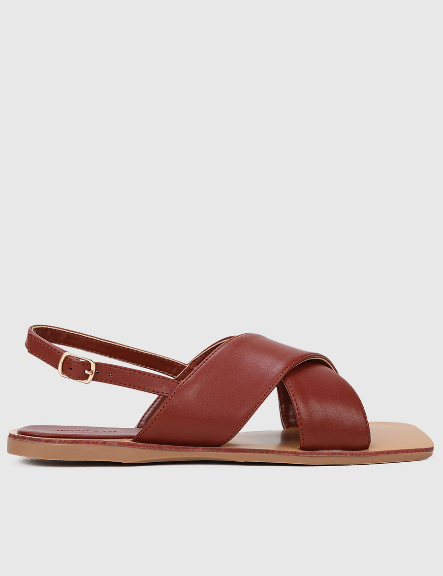 Brett Square Toe Sandals & Flip Flops (Brown)