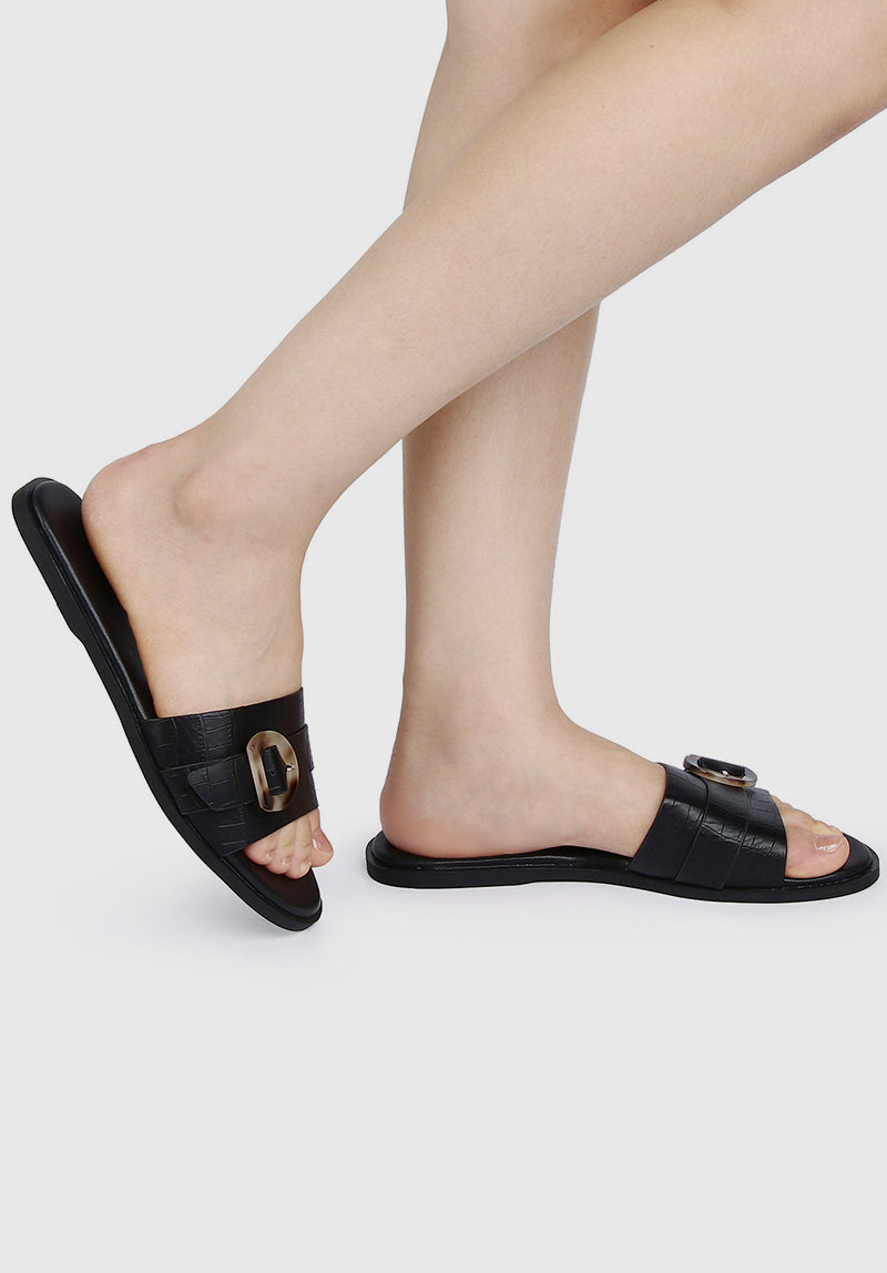 Coleen Open Toe Sandals & Flip Flops (Black)