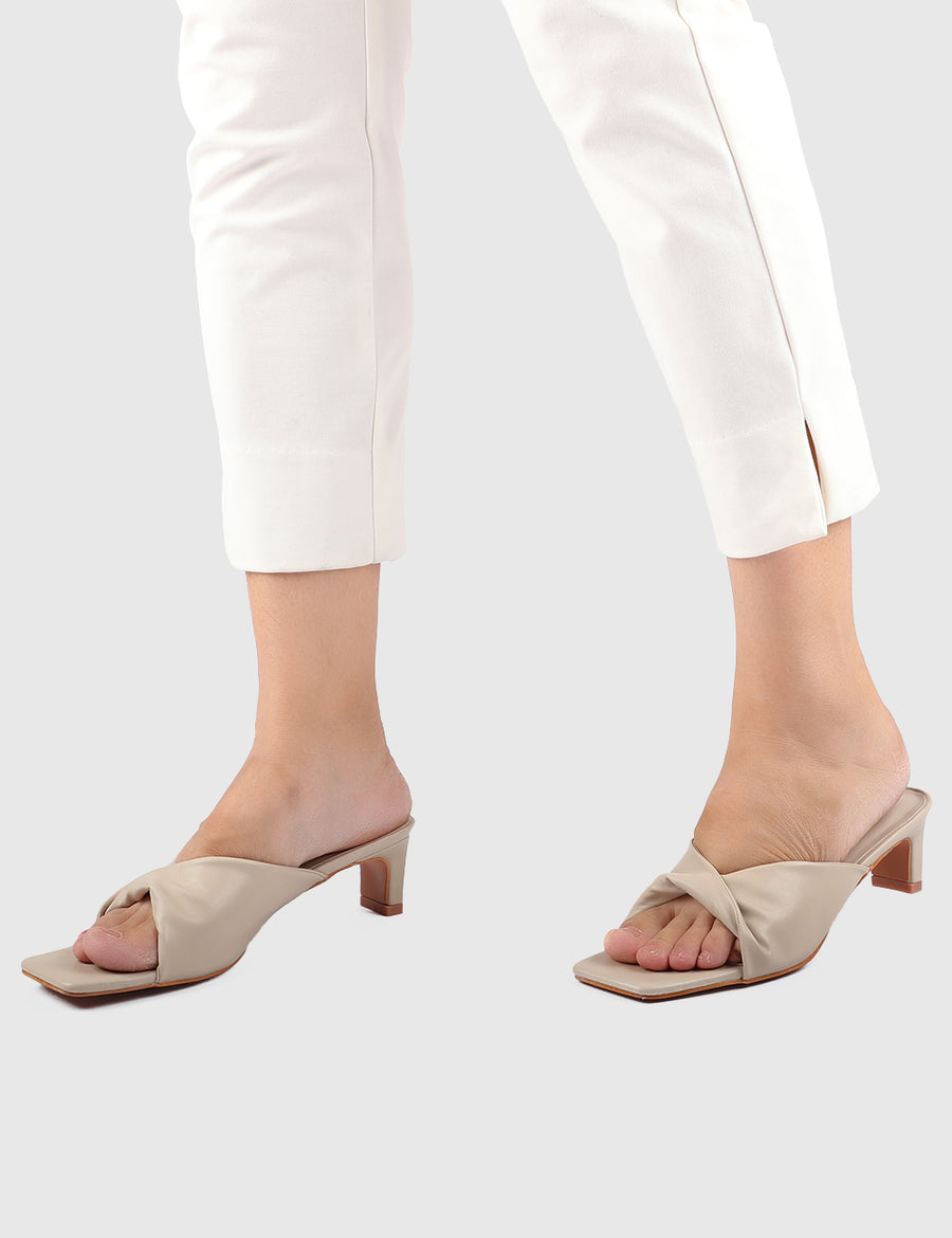 Dellma Open Toe Heels (White)