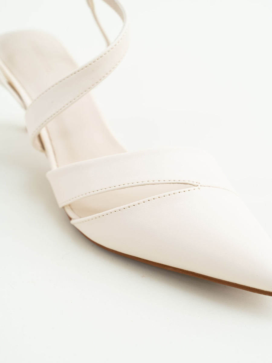 Eda Pointed Toe Heels (Beige)