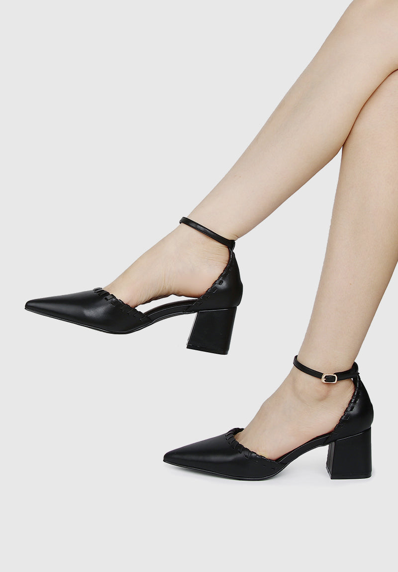Edythe Pointed Toe Heels (Black)
