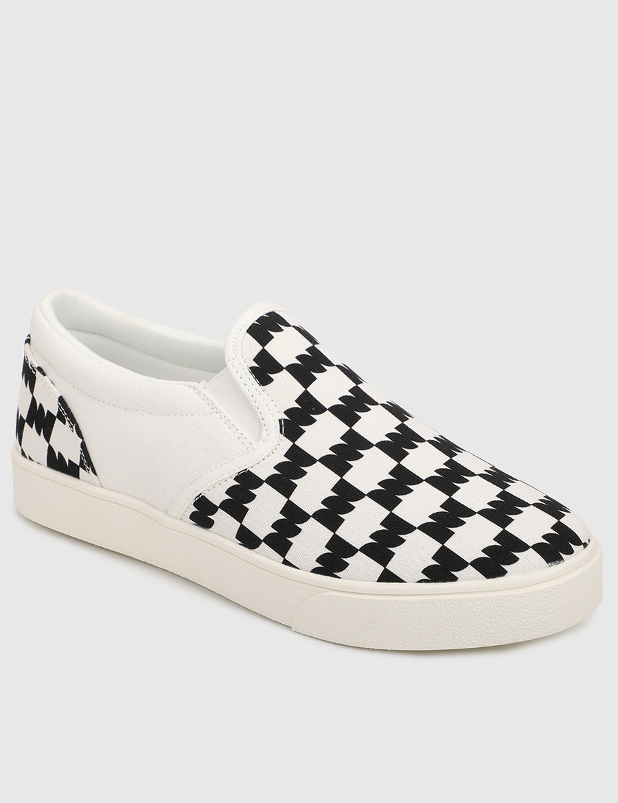 CheckerM Rounded Toe Sneakers Women (Black)
