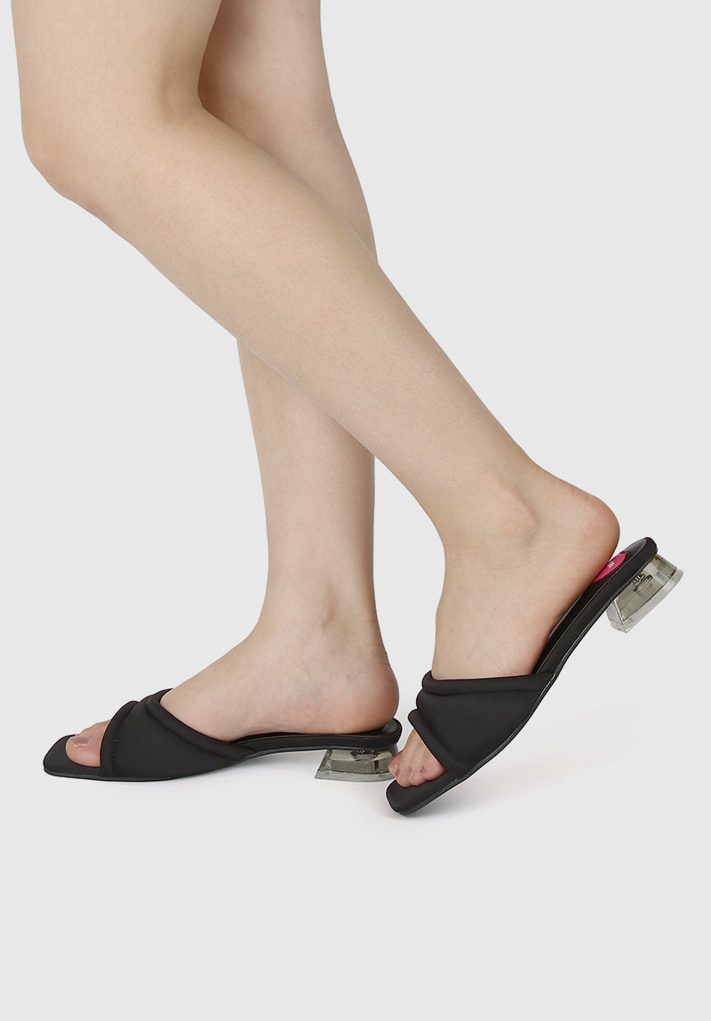 Barbie Venus Open Toe Sandals & Flip Flops (Black)