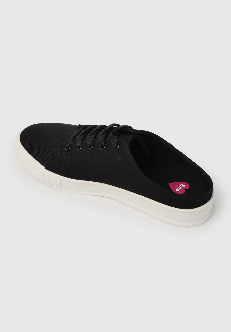 Barbie Bold Babe Rounded Toe Sneakers (Black)